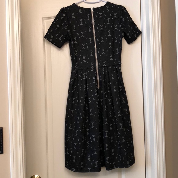 SOLD - LulaRoe Amelia dress size XS - Picture 2 of 6